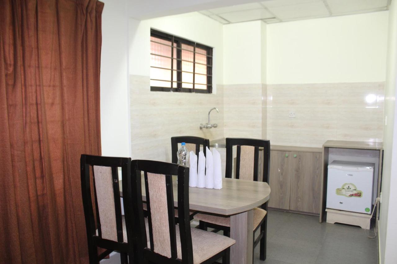 Richmond Hotel Sylhet Exterior photo